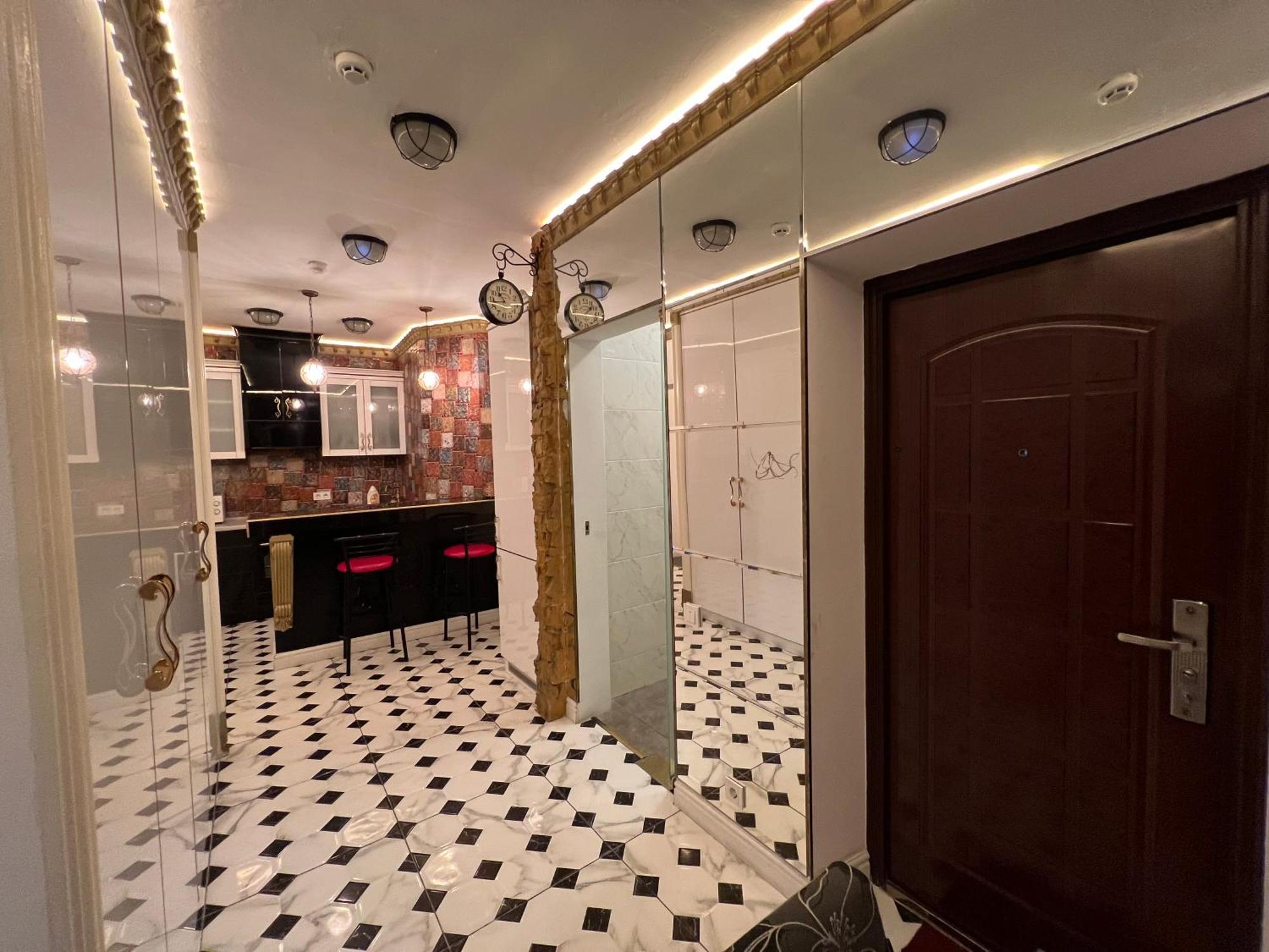 2 Bedrooms Heart Of City Center Chisinau Exterior photo