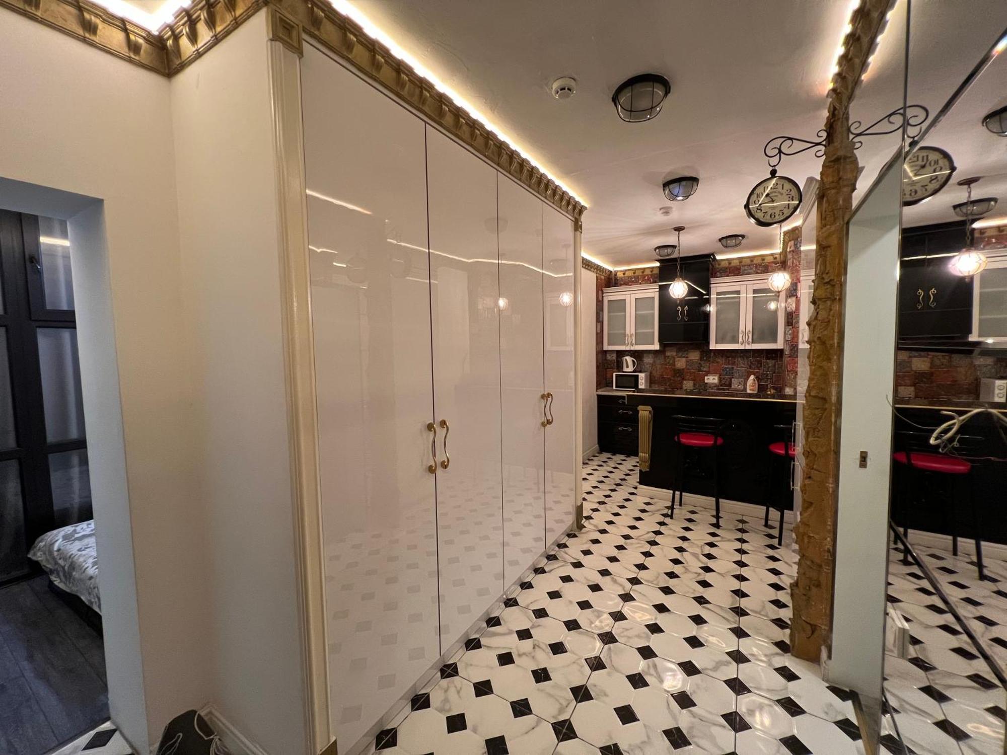 2 Bedrooms Heart Of City Center Chisinau Exterior photo